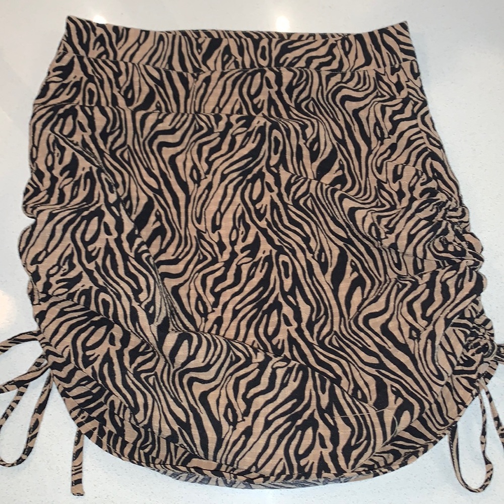 LEILES SKIRT